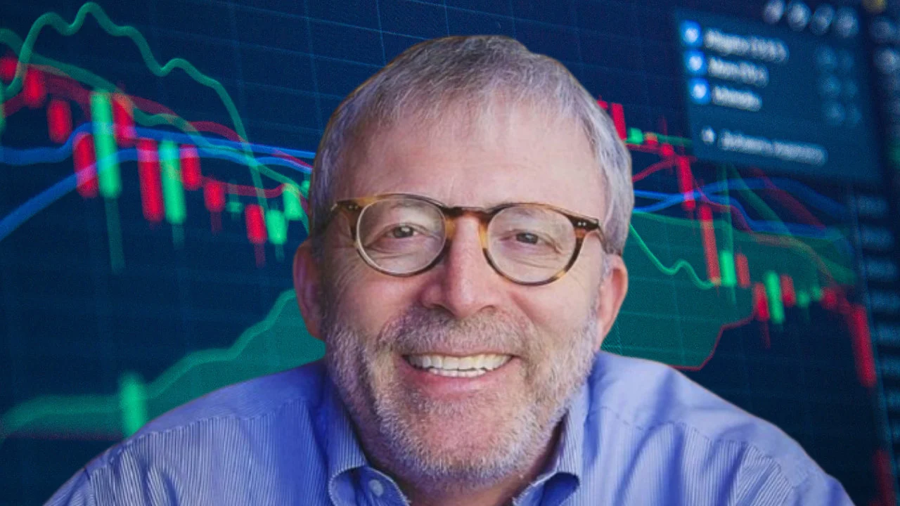 Experienced Trader Peter Brandt: 'I Enthusiastically Own Bitcoin and SOL,' with Important Considerations 2025